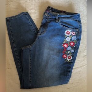 Earl Jeans Women's Dark Blue Skinny with Red & Light Blue Floral Embroidery Y2K
